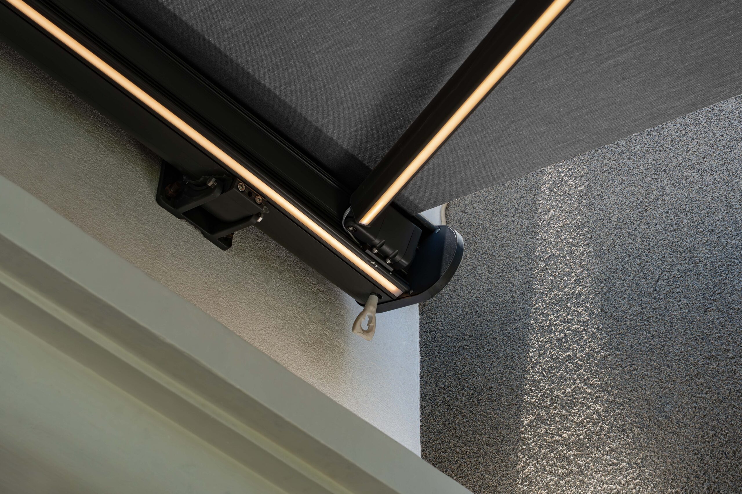 Awning - AW C202 - Motorized (5)